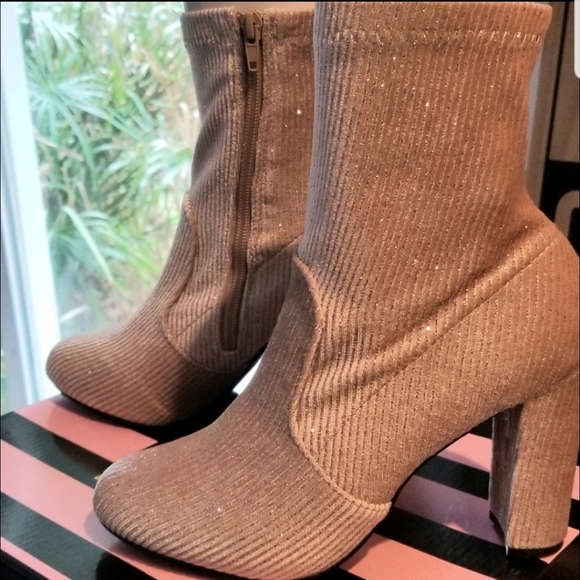 NWT Champagne Velvet Booties - Picture 5 of 5